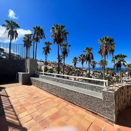 Paulmarie Atlantic View Terrace 아데제